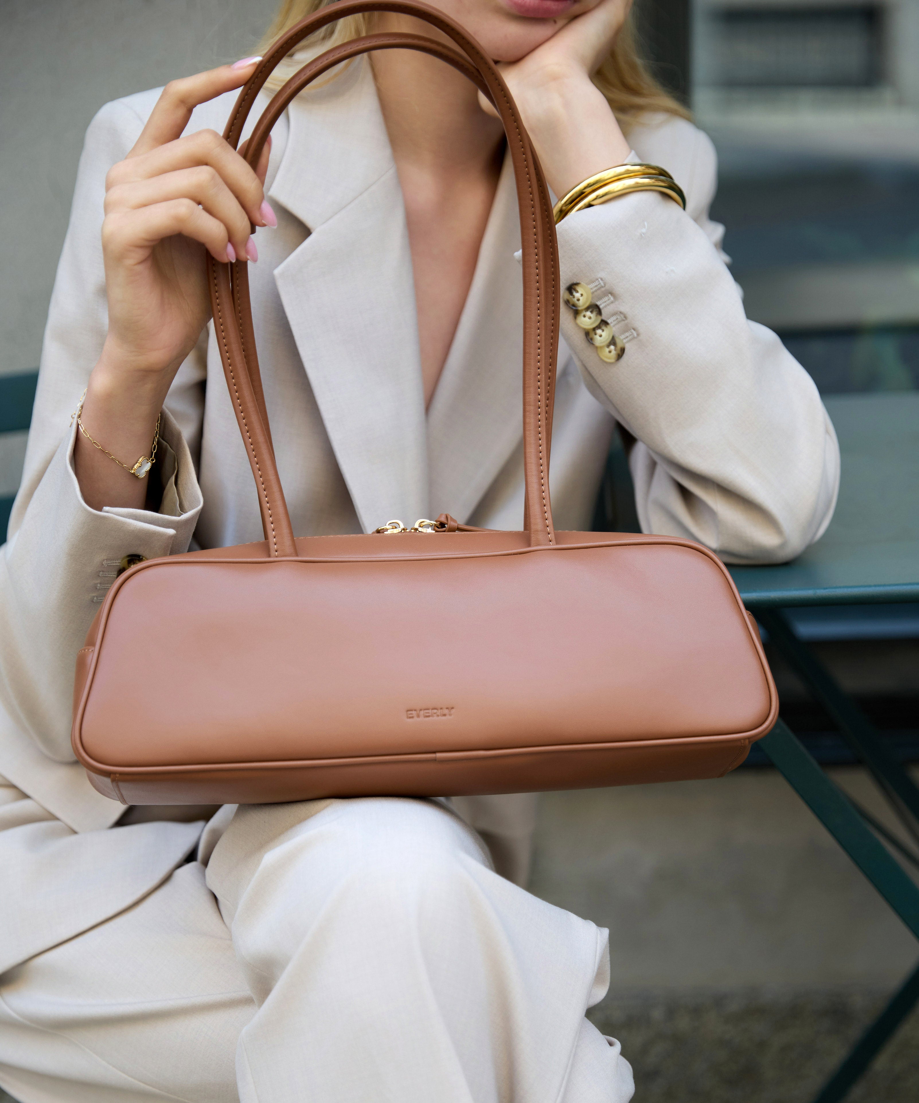 Faye Bag East West Camel