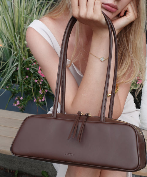 Faye Bag East West Mocha